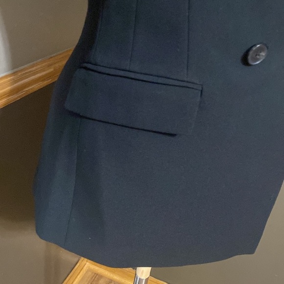 H&M Elegant Black Double-Breasted Blazer - Picture 7 of 10